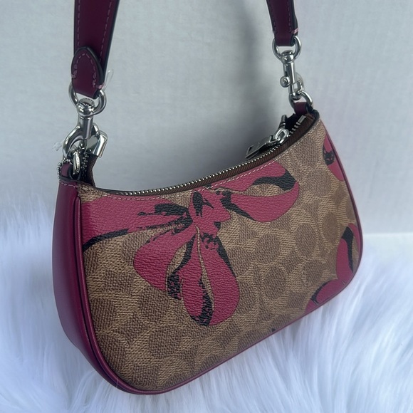 New COACH Teri Mini Crossbody Bag In Signature Canvas With Bow Print - Picture 9 of 11